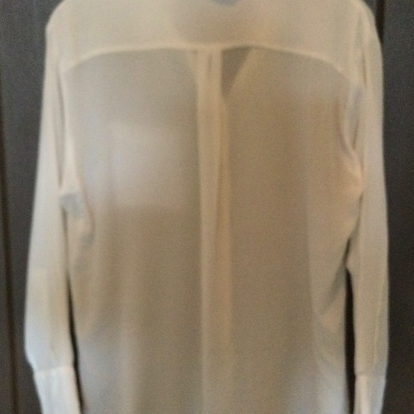 Zara Woman semi-Sheer flouncy Button Up Blouse in Ecru White XS - Picture 3 of 3